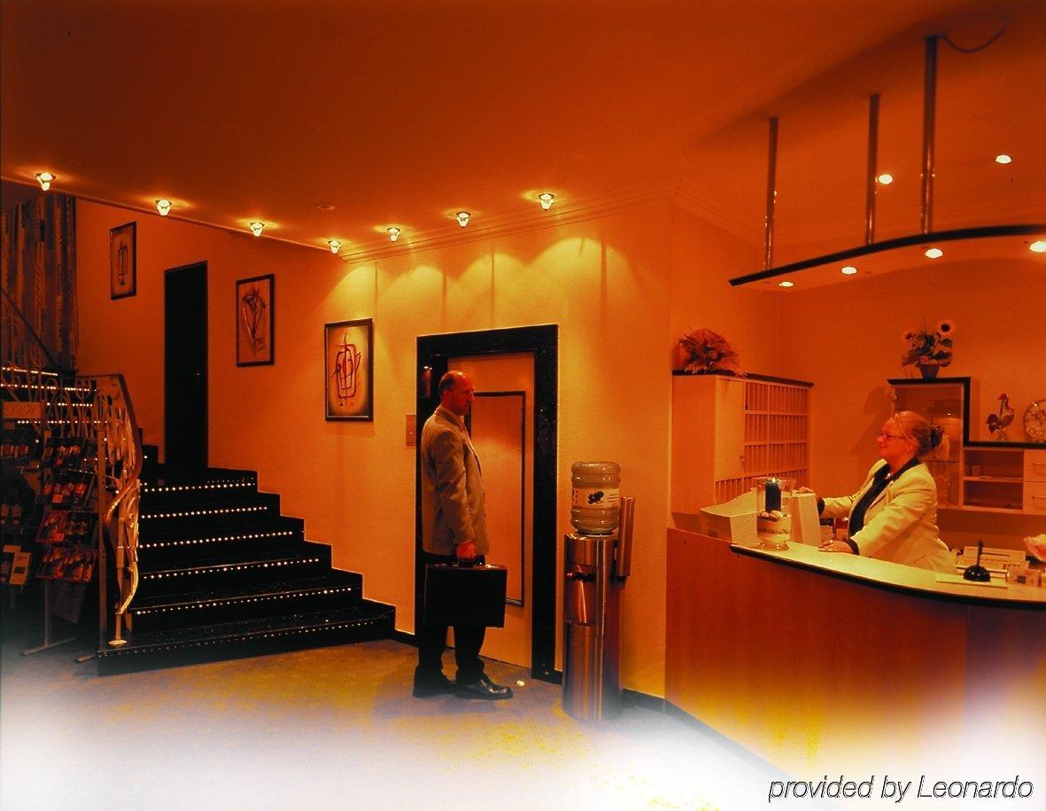 City Hotel By Celina Hagen  Wnętrze zdjęcie