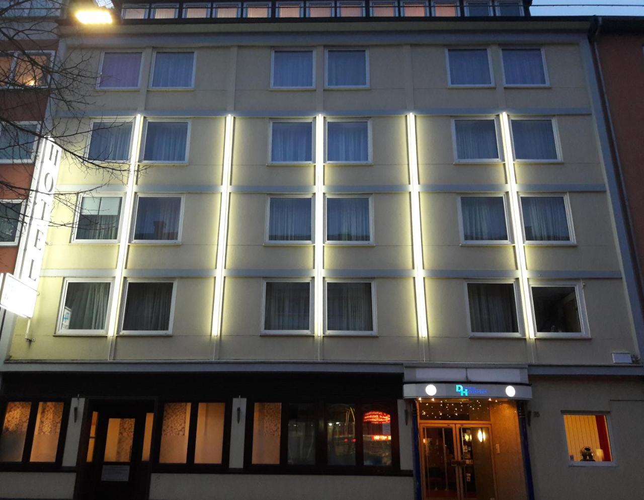 City Hotel By Celina Hagen  Zewnętrze zdjęcie